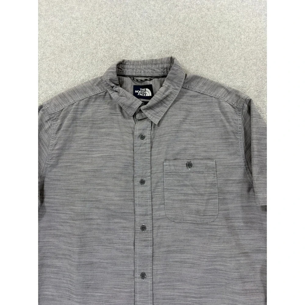 The North Face 100% Cotton Short Sleeve Button Down Shirt (Men's XL) Blue